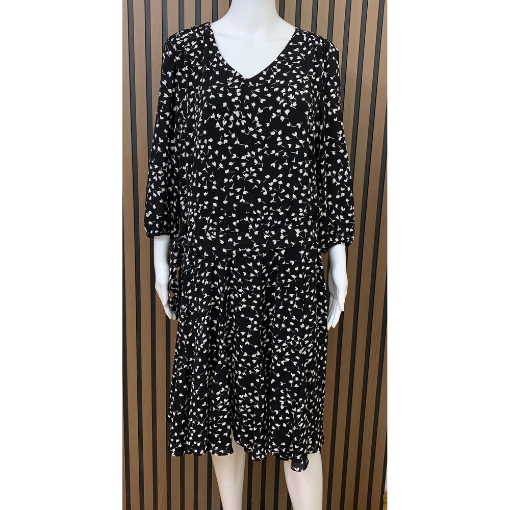 Talbots Petite Black White Floral V-Neck Fit Flare Dress 16P NWT Classic